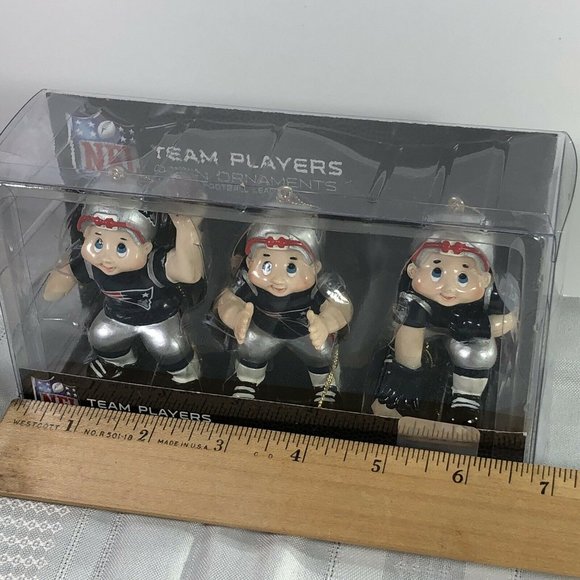 New England Patriots NFL Christmas Tree  Ornament Team Players Resin 3-pack New - Picture 3 of 10